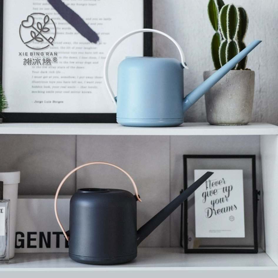 Bhoren Watering Can with Long Mouth