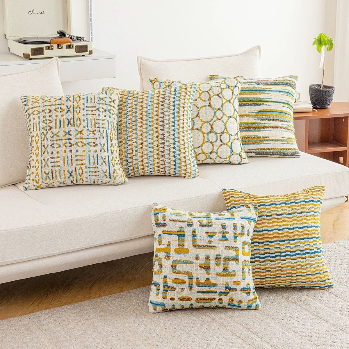 Yusvlen Yellow Cushion Cover F