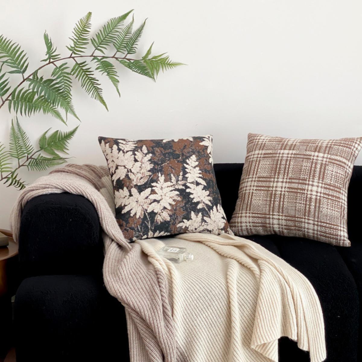 Jeviro Cushion Cover