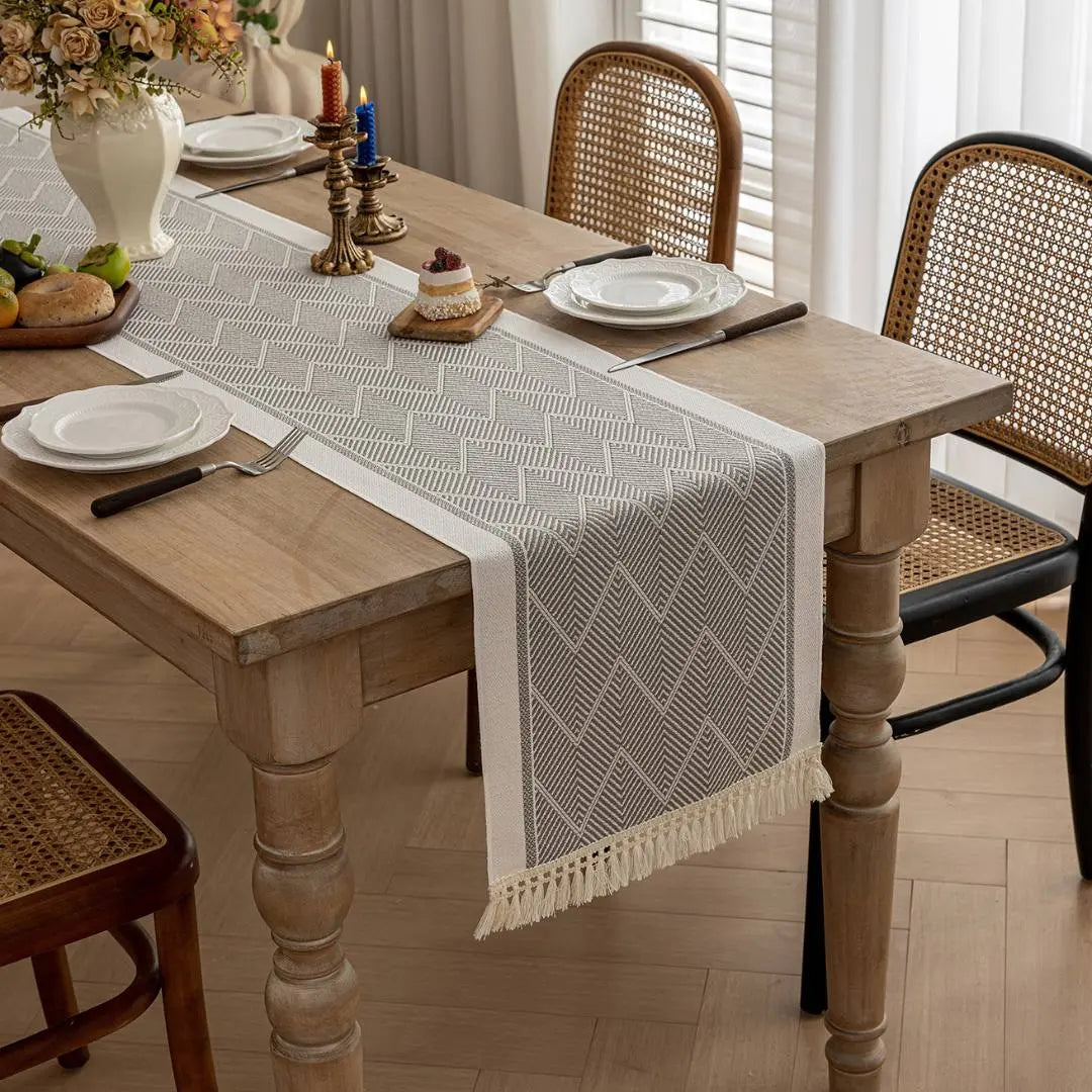 Linle Water Resistant Table Runner-Speckled Space