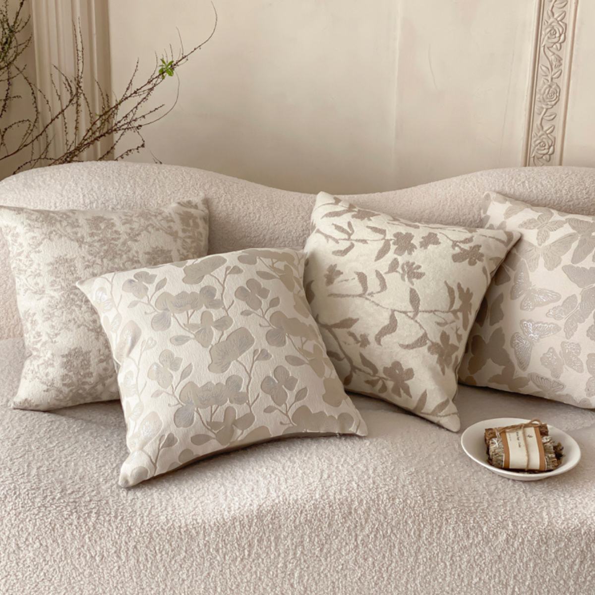 Floreno Cushion Cover