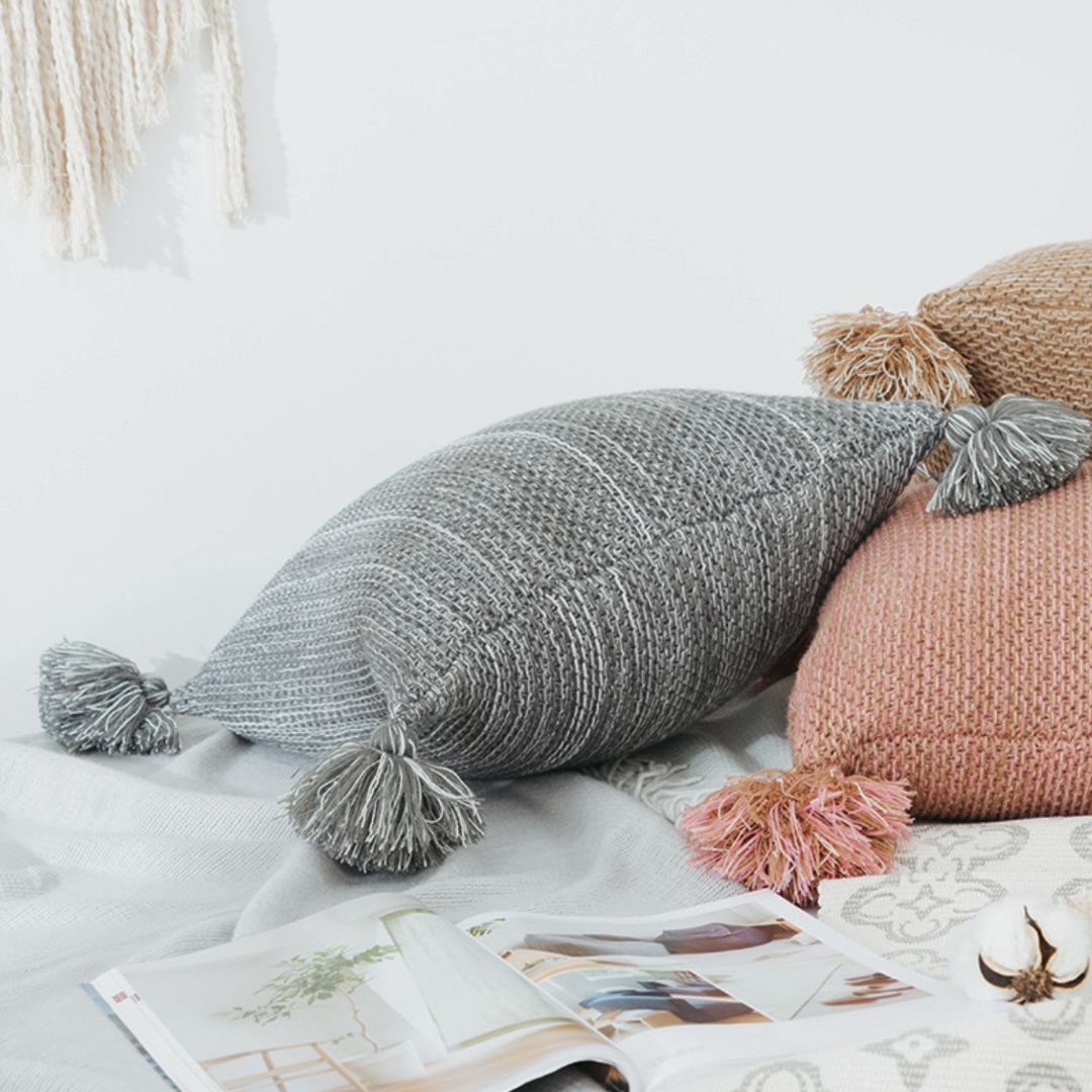 Dechainy Cushion Cover