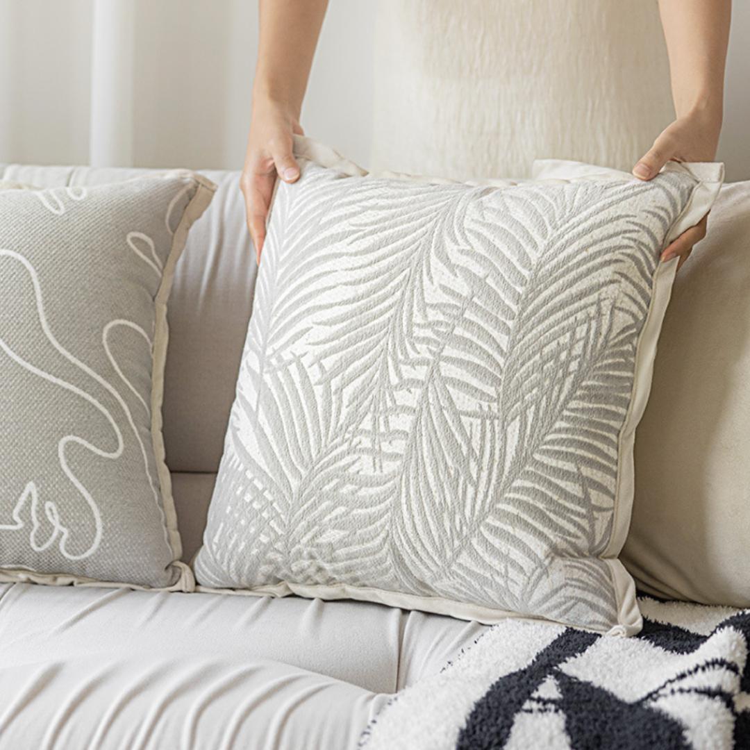 Thirle Cushion Cover