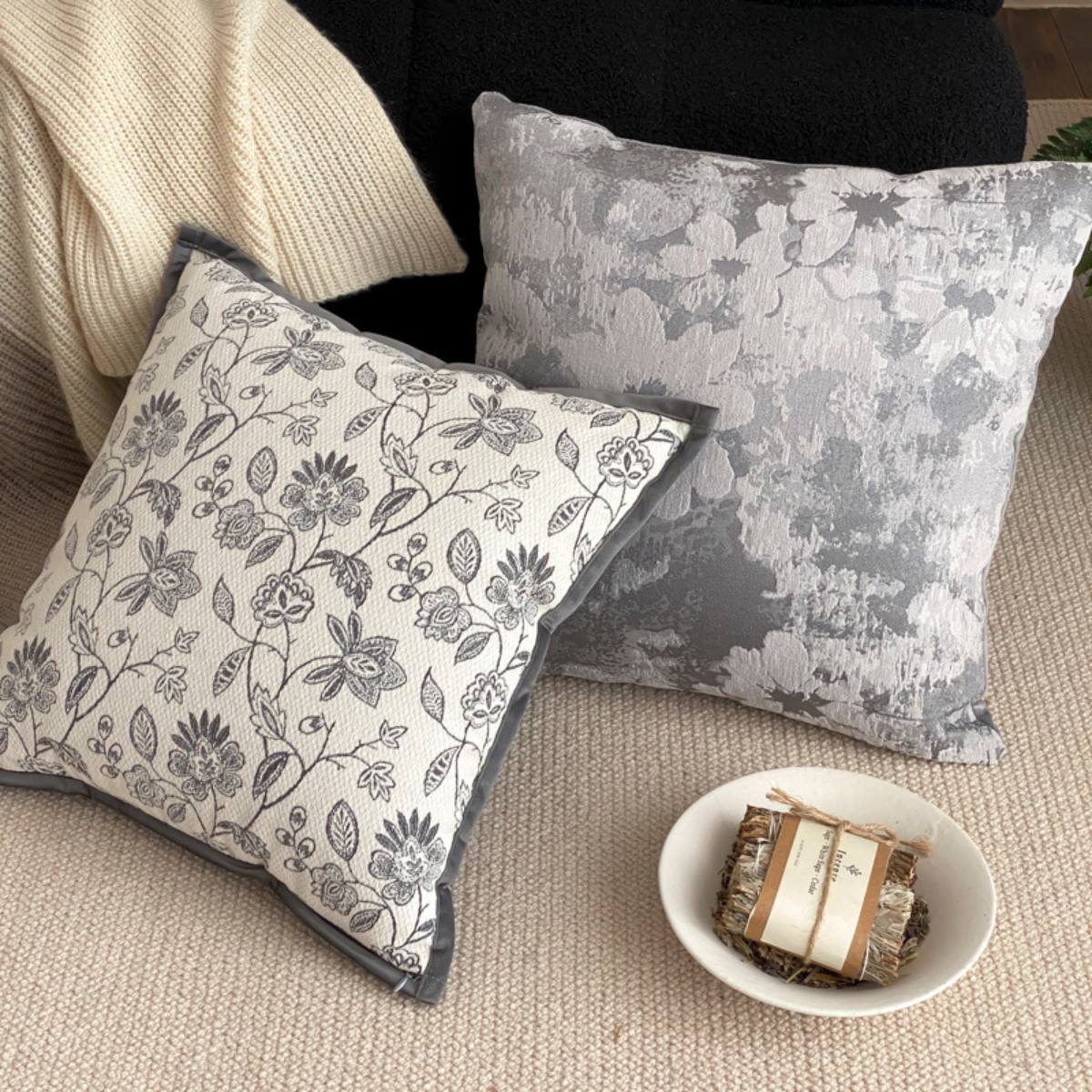 Selvaro Cushion Cover