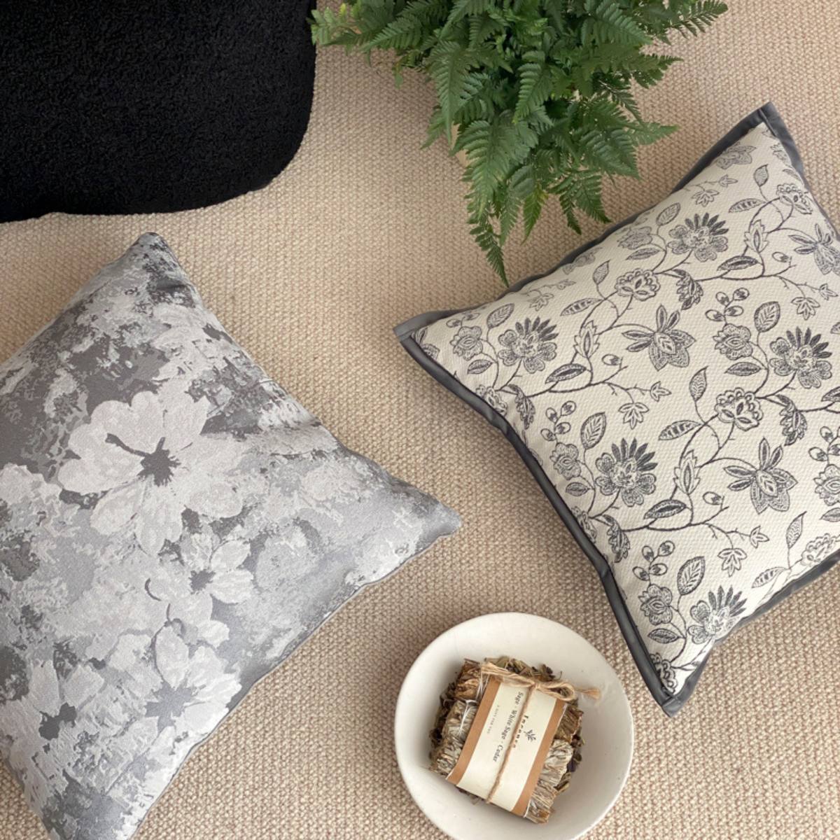 Selvaro Cushion Cover