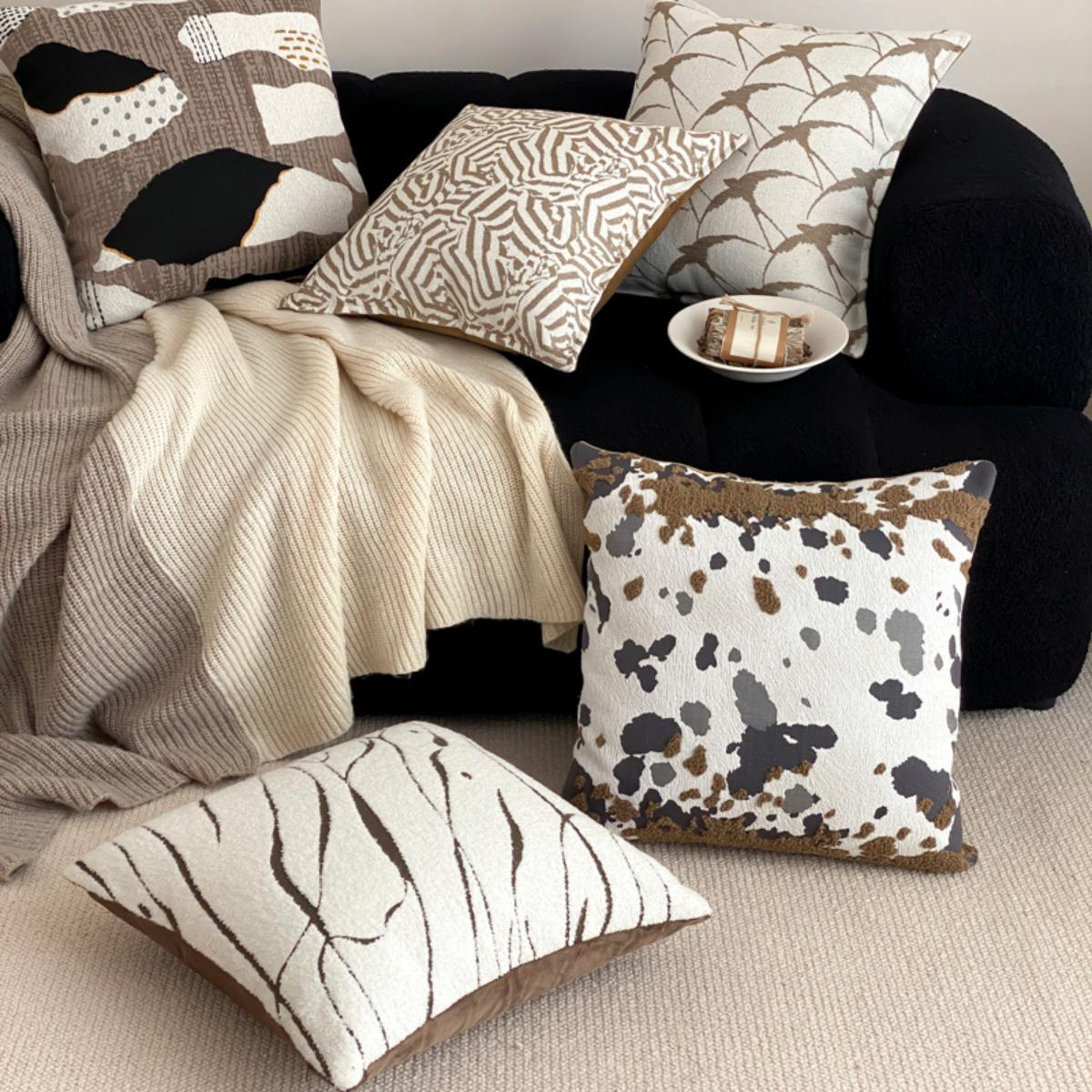 Brucho Cushion Cover