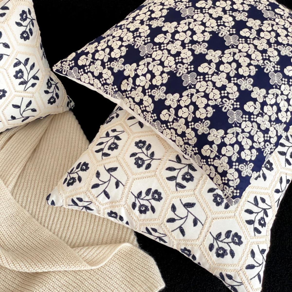 Faltino Cushion Cover