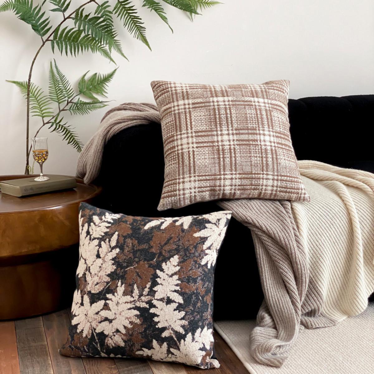 Jeviro Cushion Cover