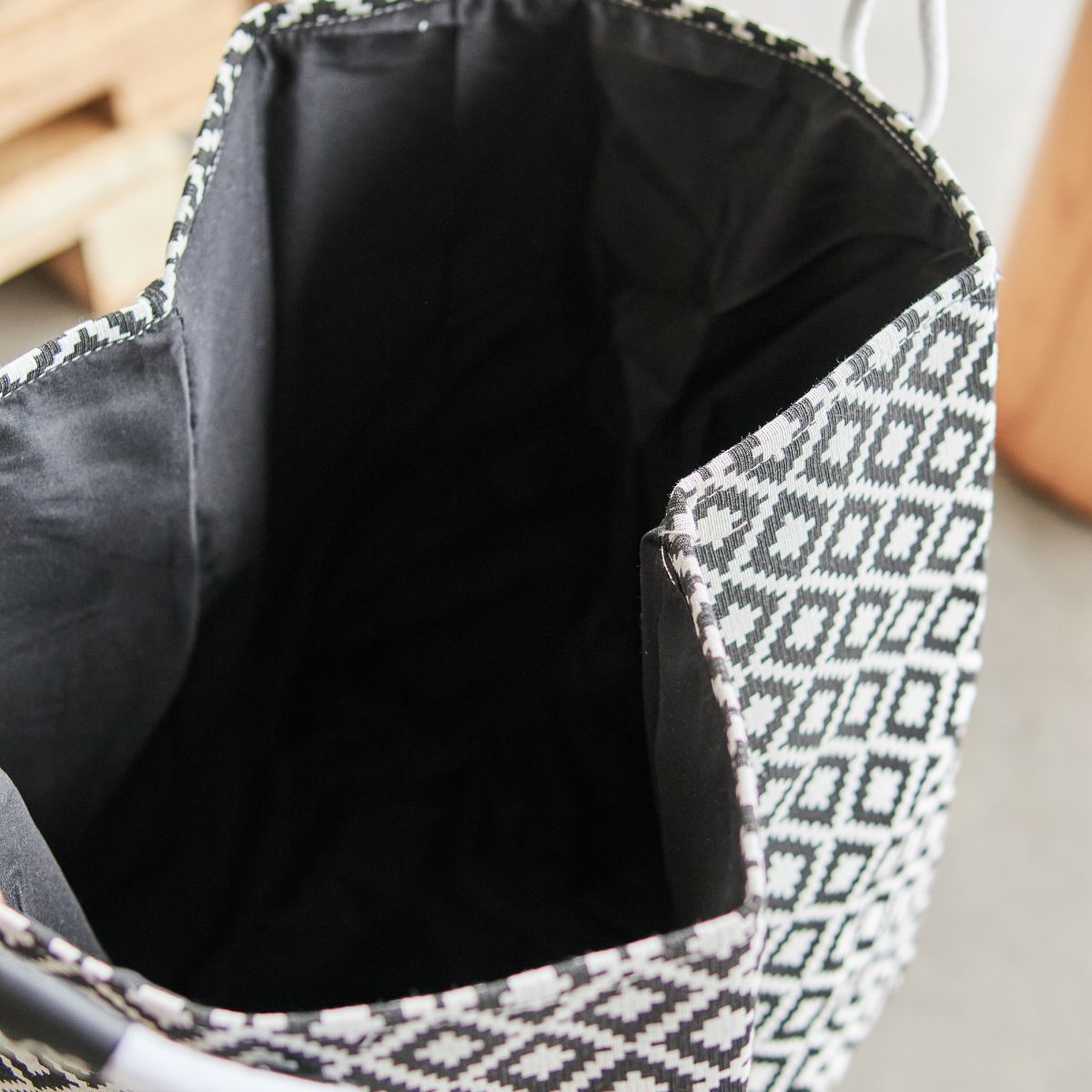 Trilo Laundry Storage Bag