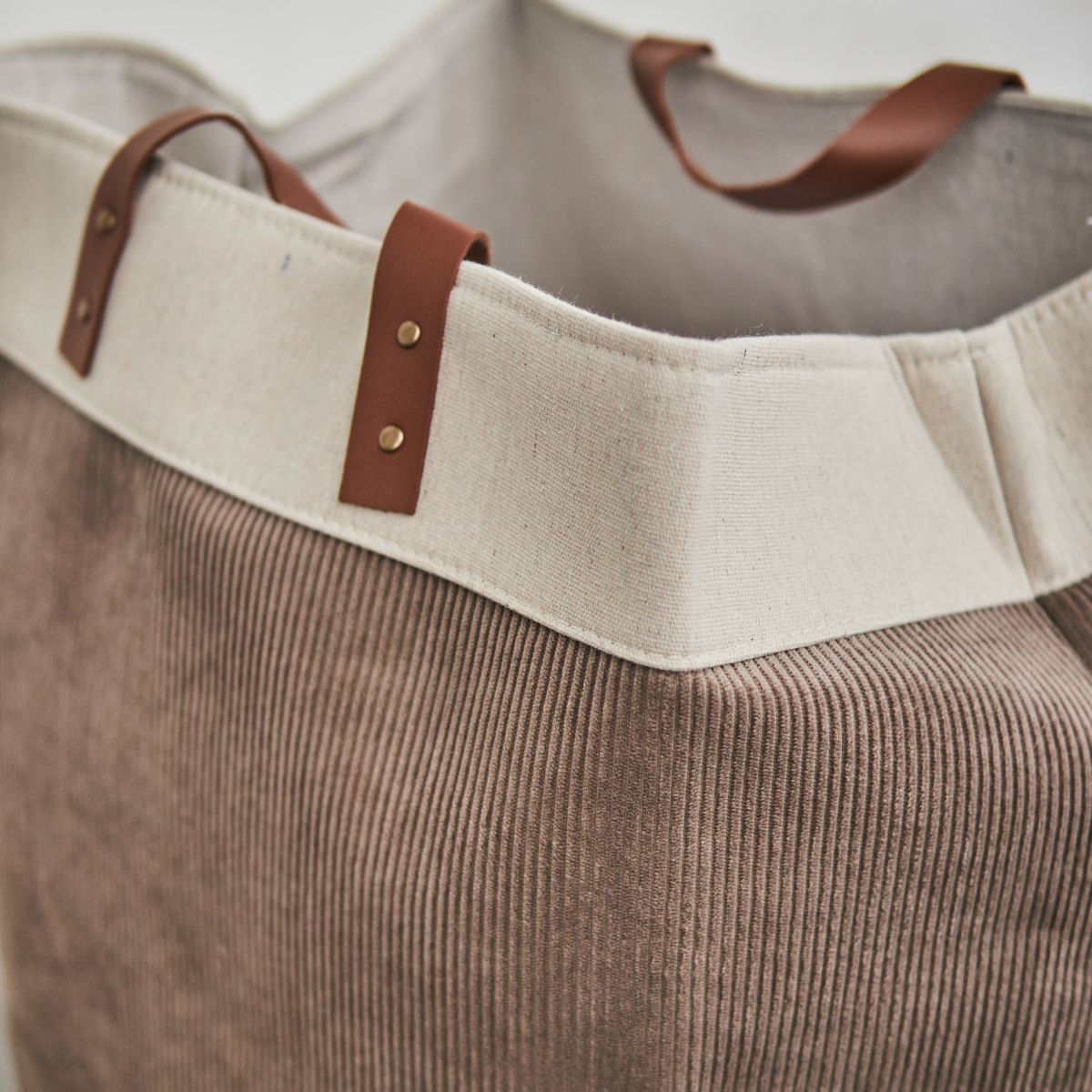 Syler Laundry Storage Bag