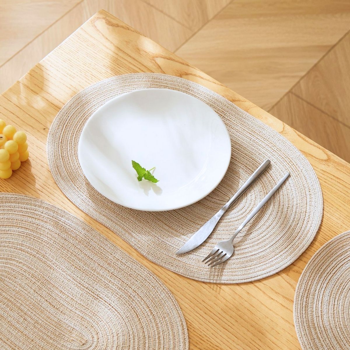 Ollie Oval Placemat D