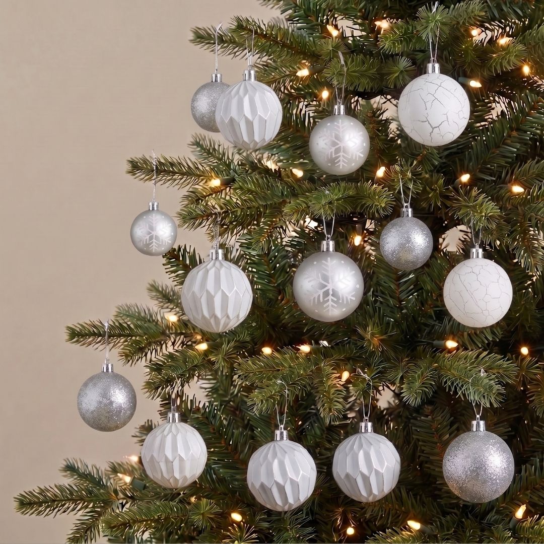 White Silver Christmas Hanging Baubles Ornament - 16pcs (D62)