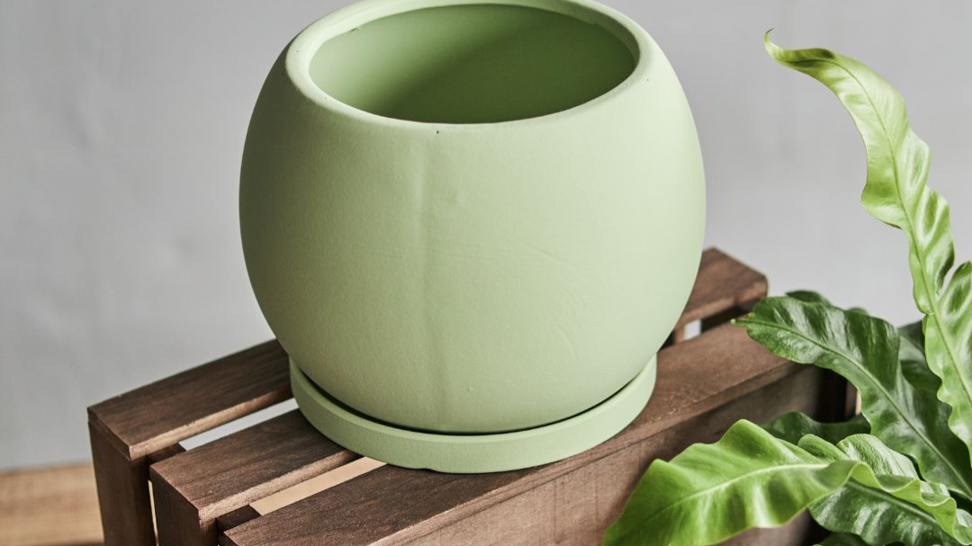 ComoCeramicFlowerPot_3-Speckled Space