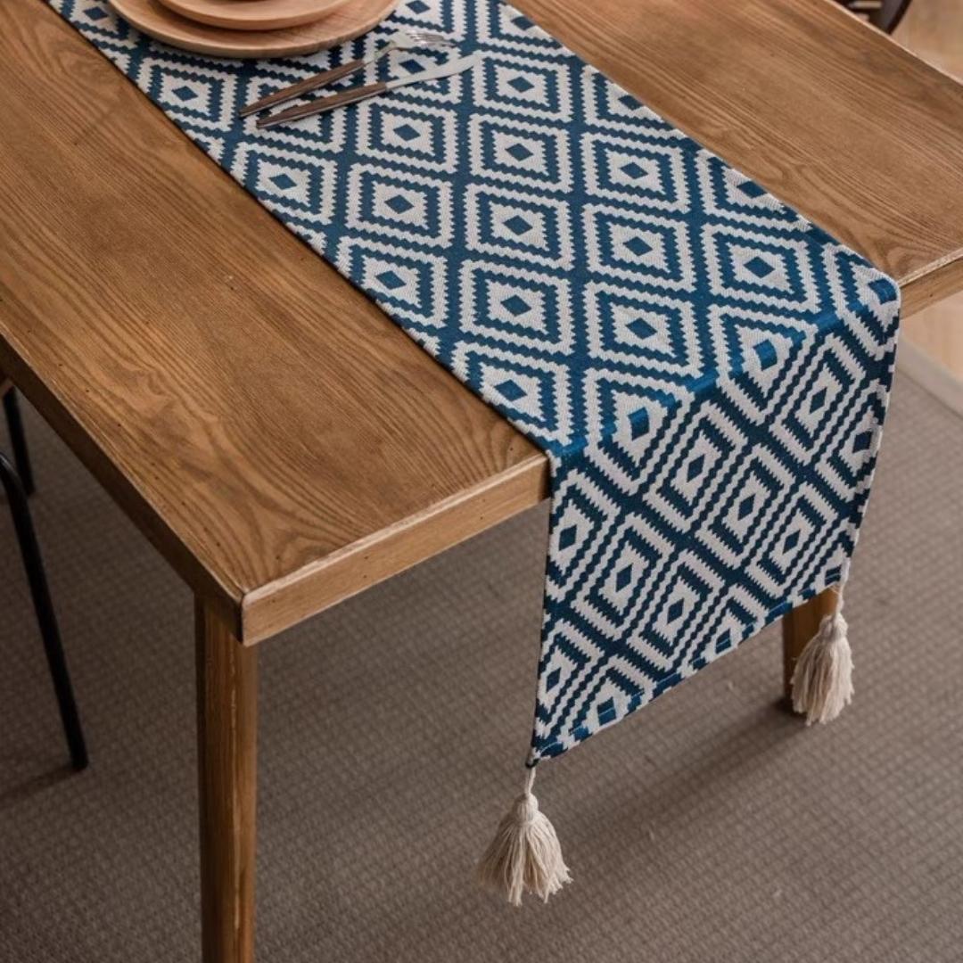 Mijyve Table Runner