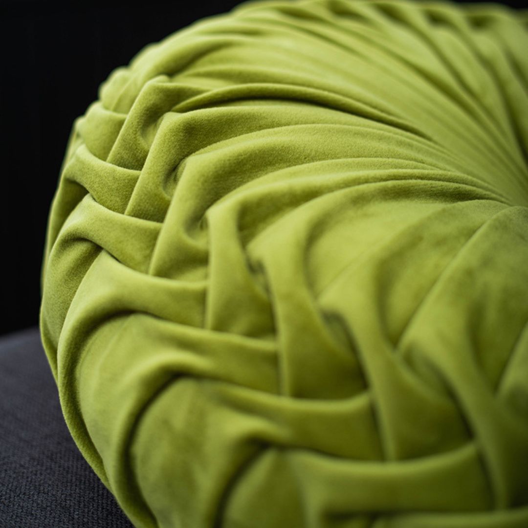 Poa Round Cushion