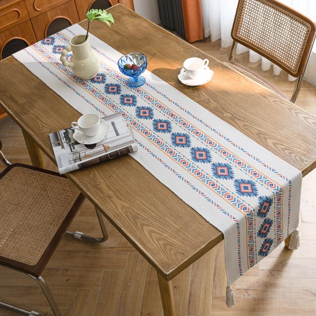 Sebby Table Runner