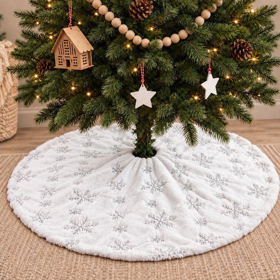 Silver Snow Christmas tree skirt in white and silver