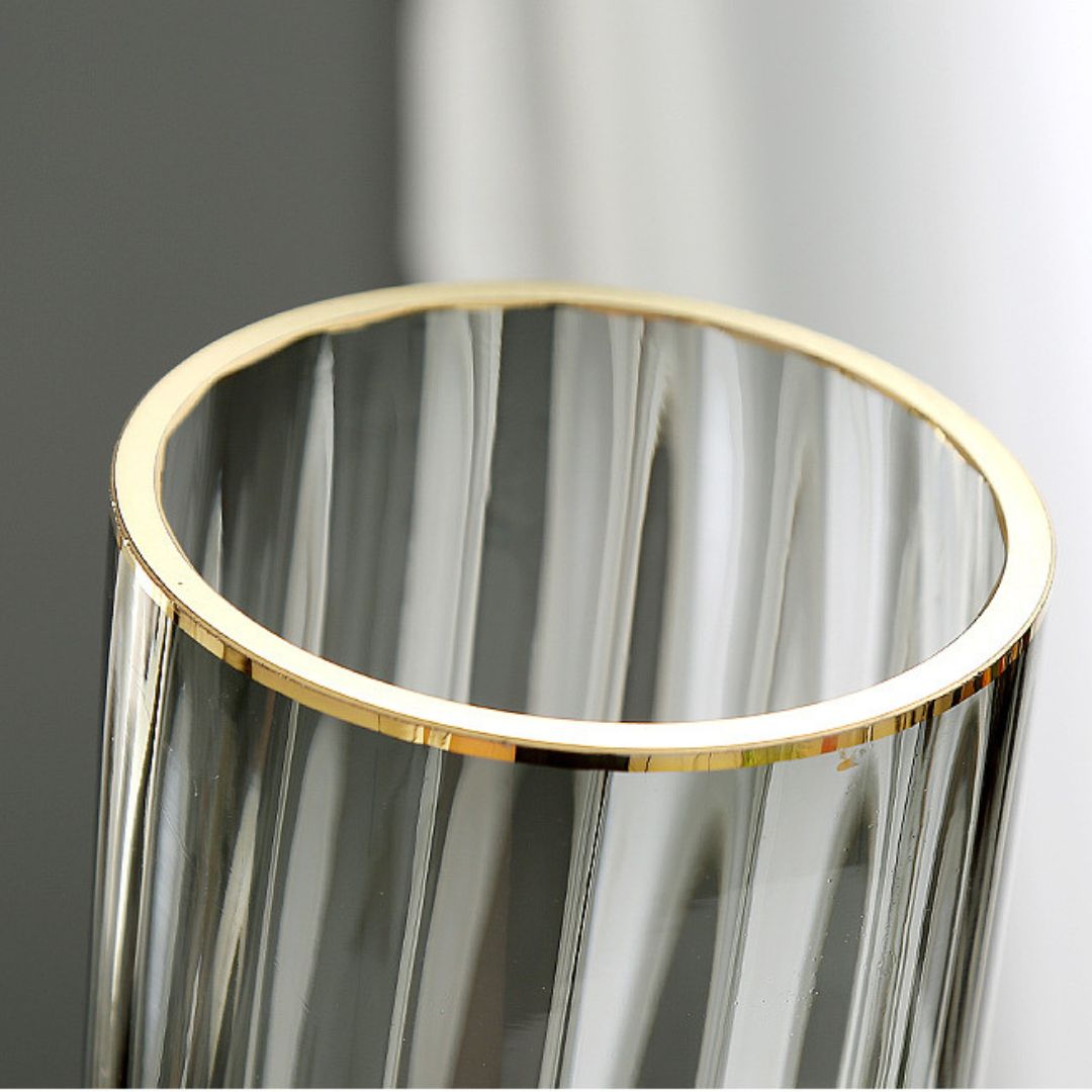 Vohle Glass Vase