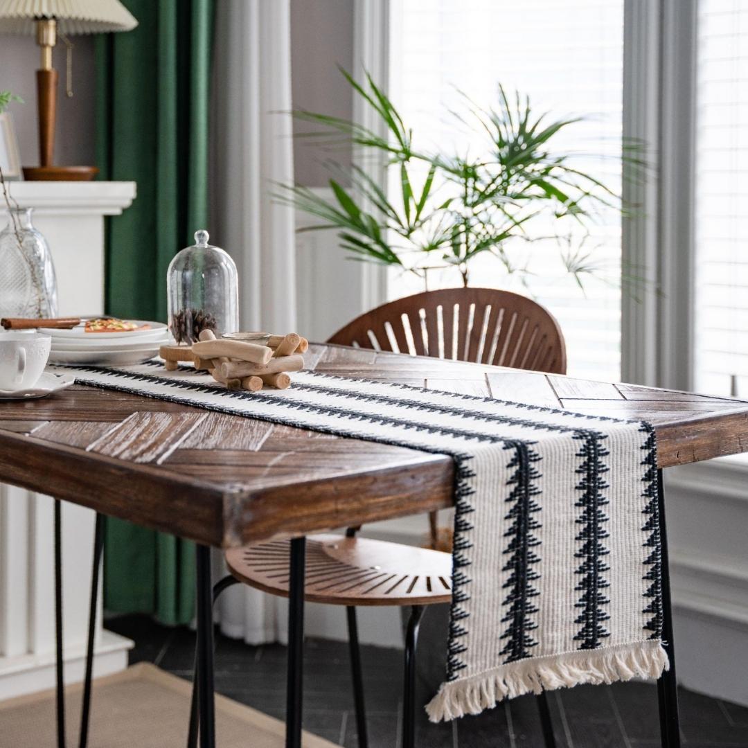 Winley Cotton Linen Table Runner
