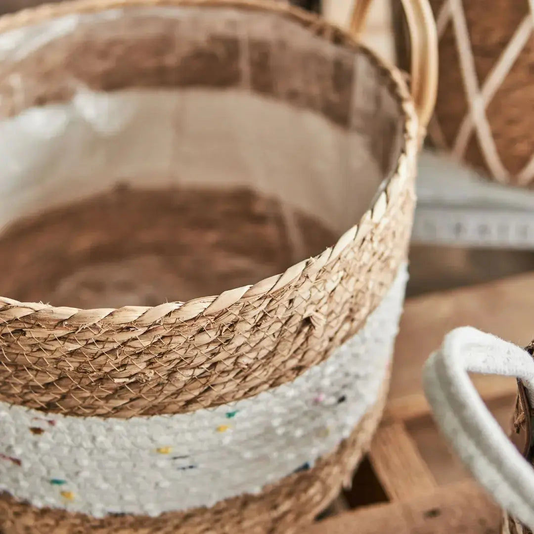 Maverin Hand Made Seagrass Woven Plant Basket-Speckled Space