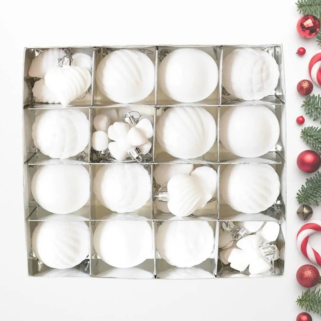 32pcs Set White Velvet Christmas Hanging Baubles Ornament (D68)-Speckled Space