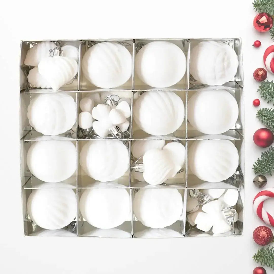 32pcs Set White Velvet Christmas Hanging Baubles Ornament (D68)-Speckled Space