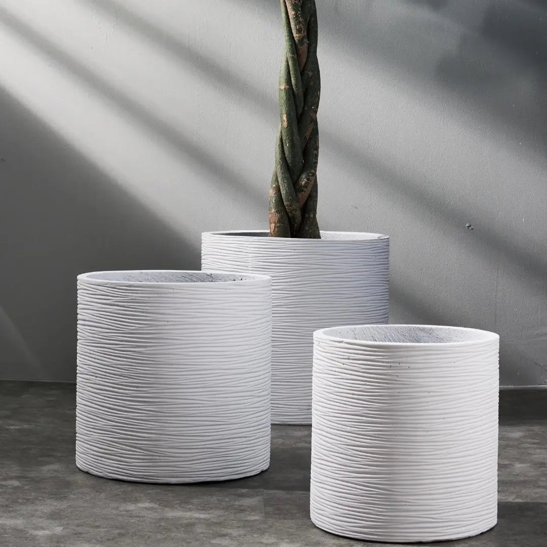 Pylota Concrete Flower Pot-Speckled Space