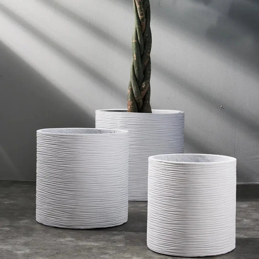 Pylota Concrete Flower Pot-Speckled Space