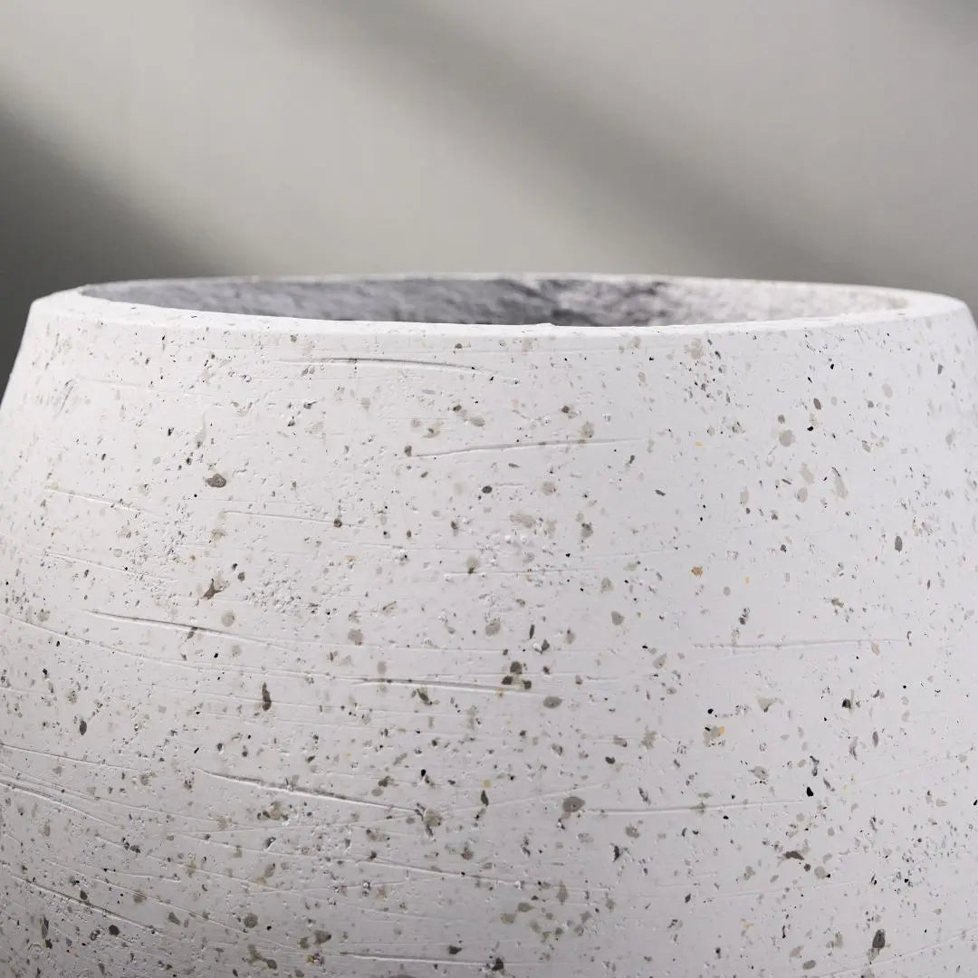 Pylota Concrete Flower Pot-Speckled Space
