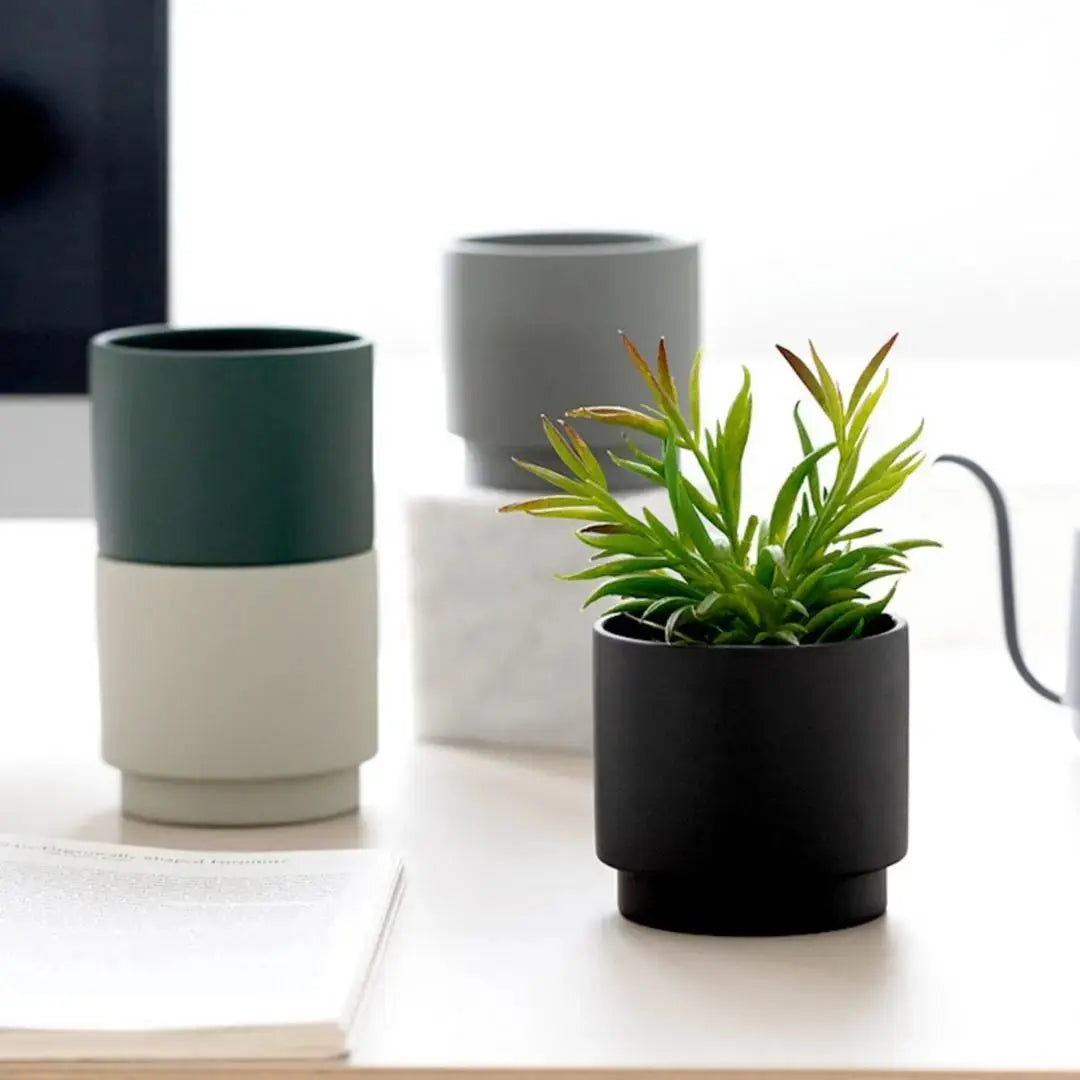 Norweg Nordic Ceramic Flower Pot-Speckled Space