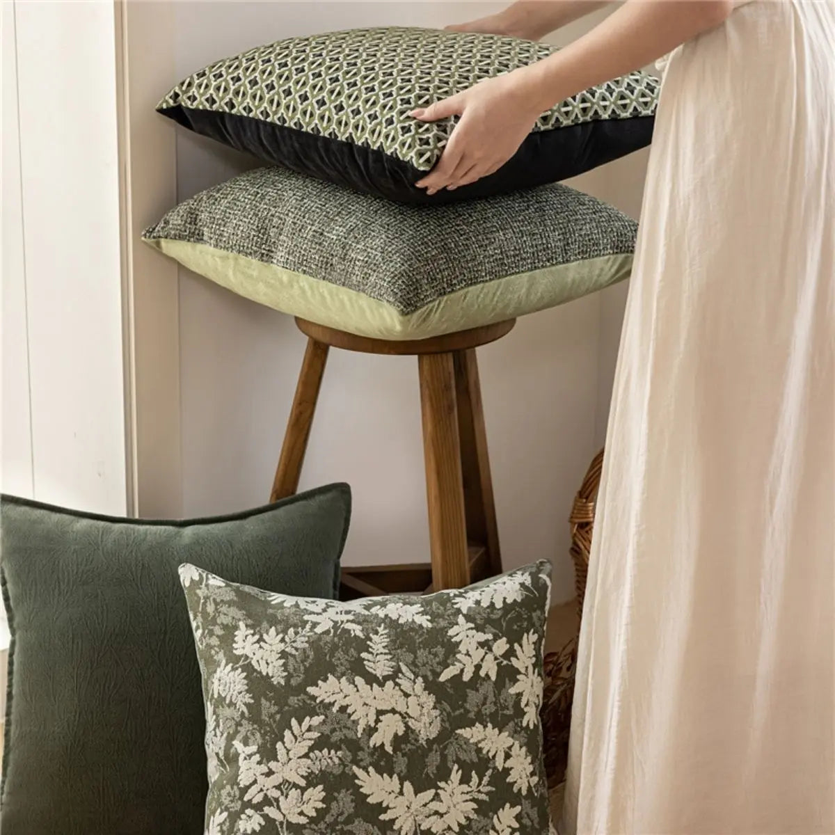 Zyer Green Cushion Cover B Speckled Space