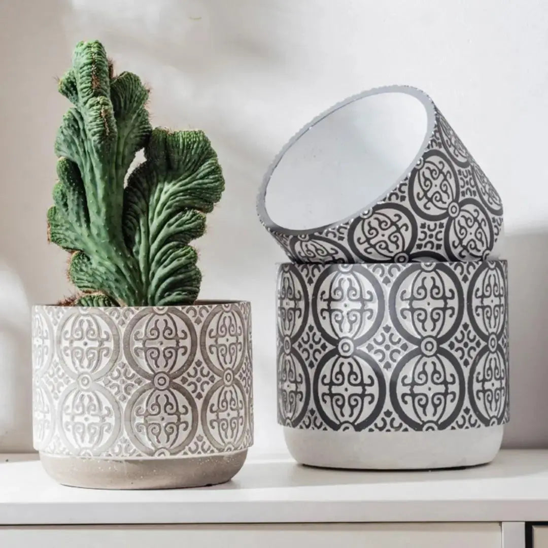 Chrisley Concrete Flower Pot-Speckled Space