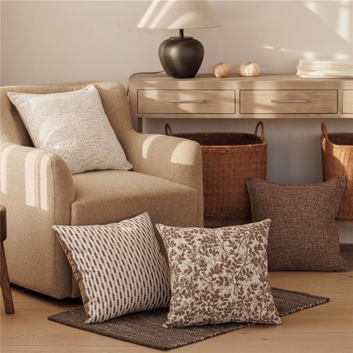 Violette Brown Cushion Cover D