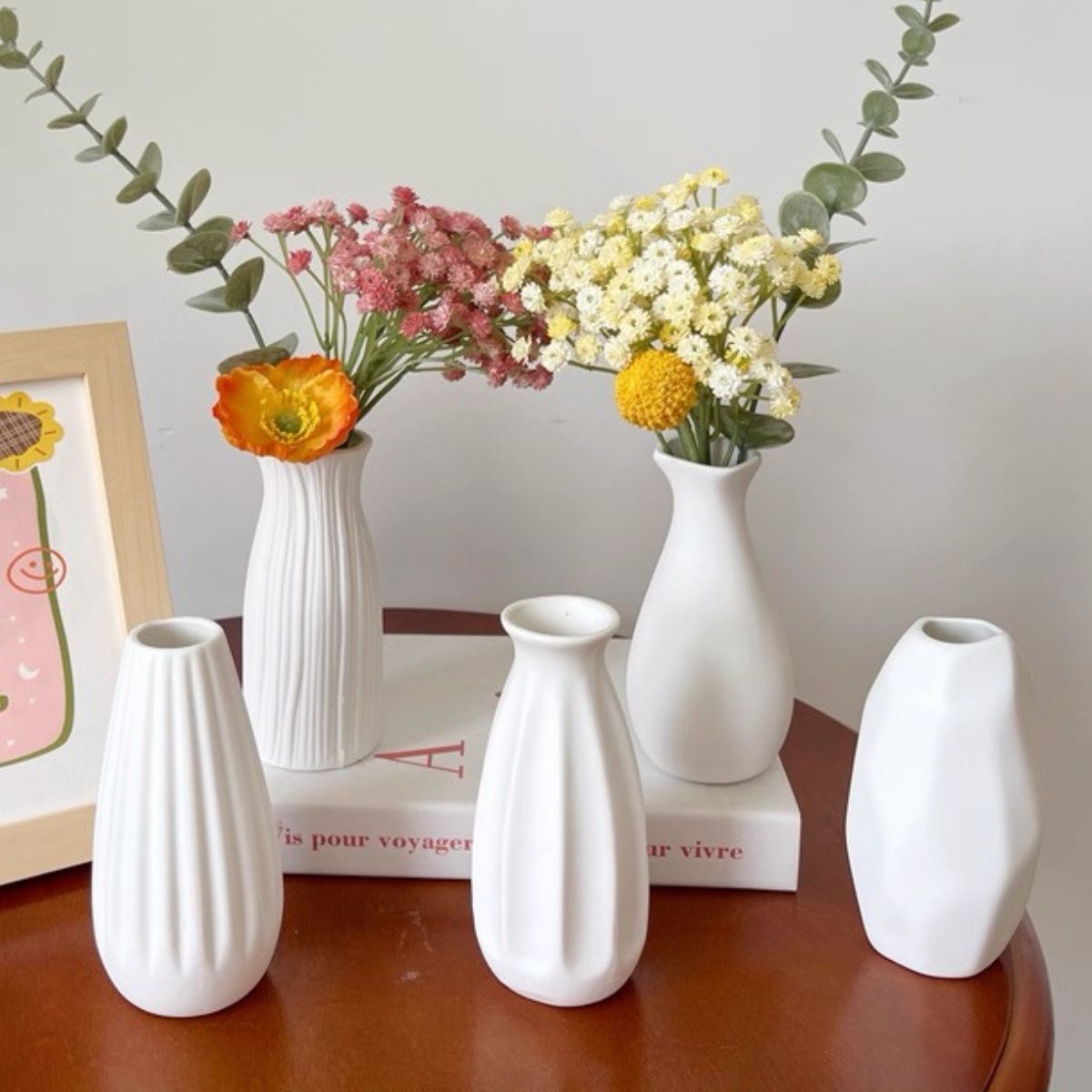 Yanver Ceramic White Decorative Vase