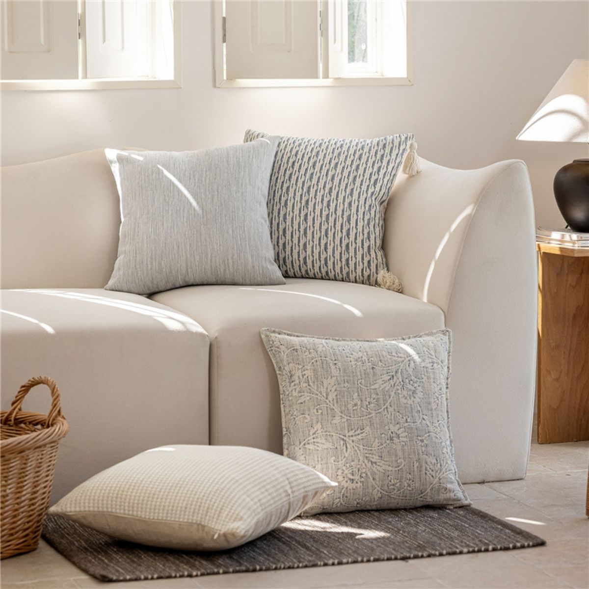 Dallie Cushion Cover C