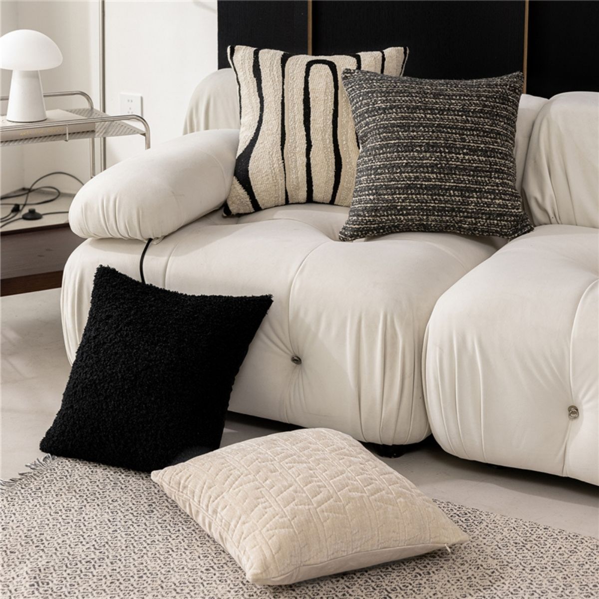 Harpist Black Cream Cushion Cover C