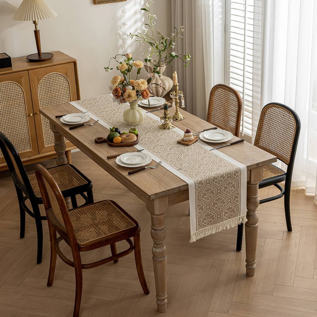 Lorenlo Water Resistant Table Runner