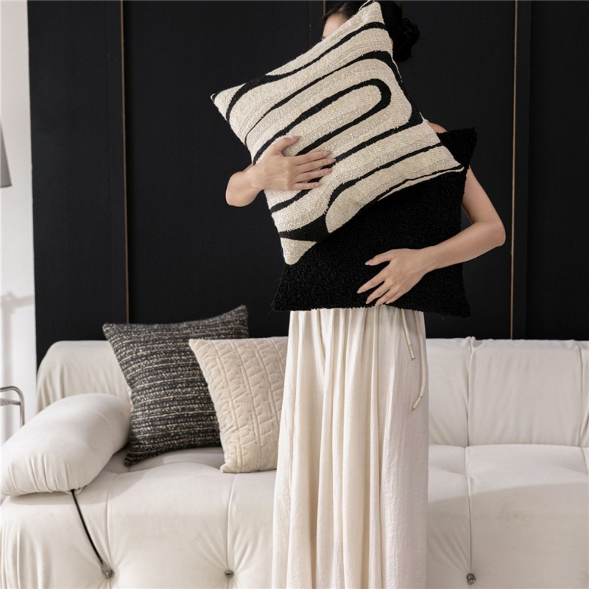Harpist Black Cream Cushion Cover B