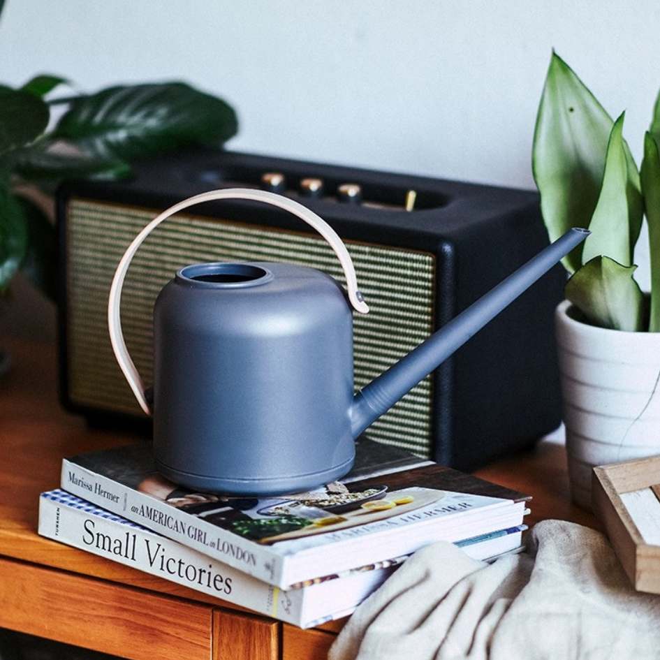 Bhoren Watering Can with Long Mouth