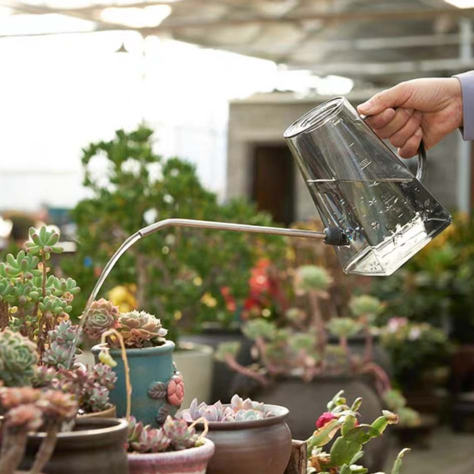 Tileno Watering Can with Long Mouth