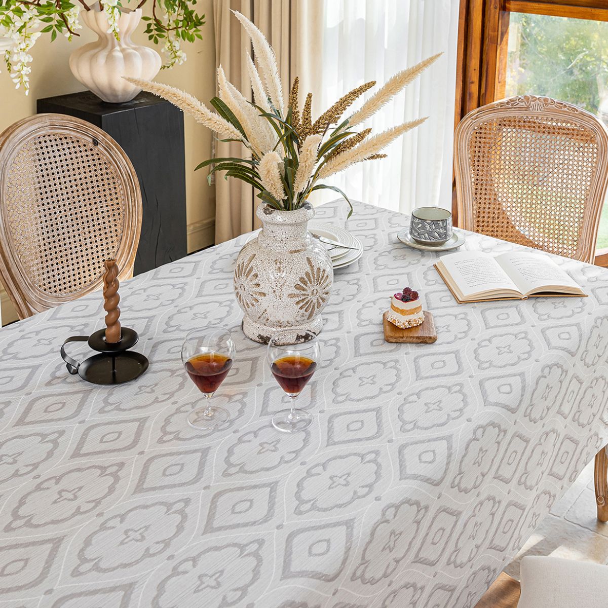 Jadino Grey Table Cloth