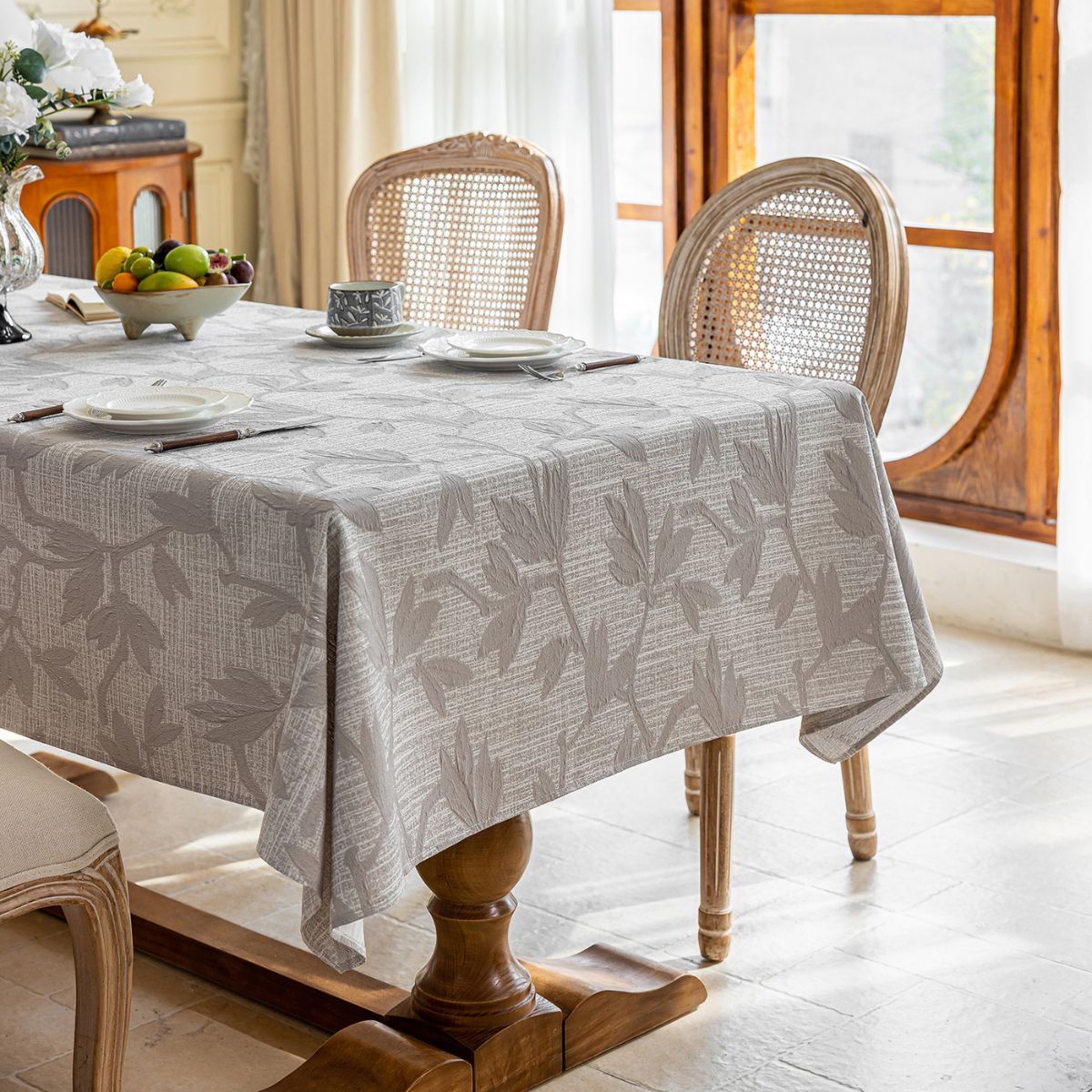 Kinsove Grey Floral Table Cloth
