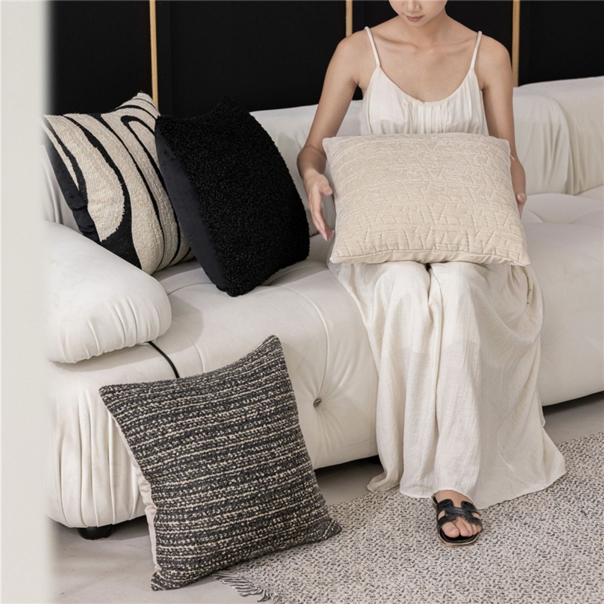 Harpist Black Cream Cushion Cover B