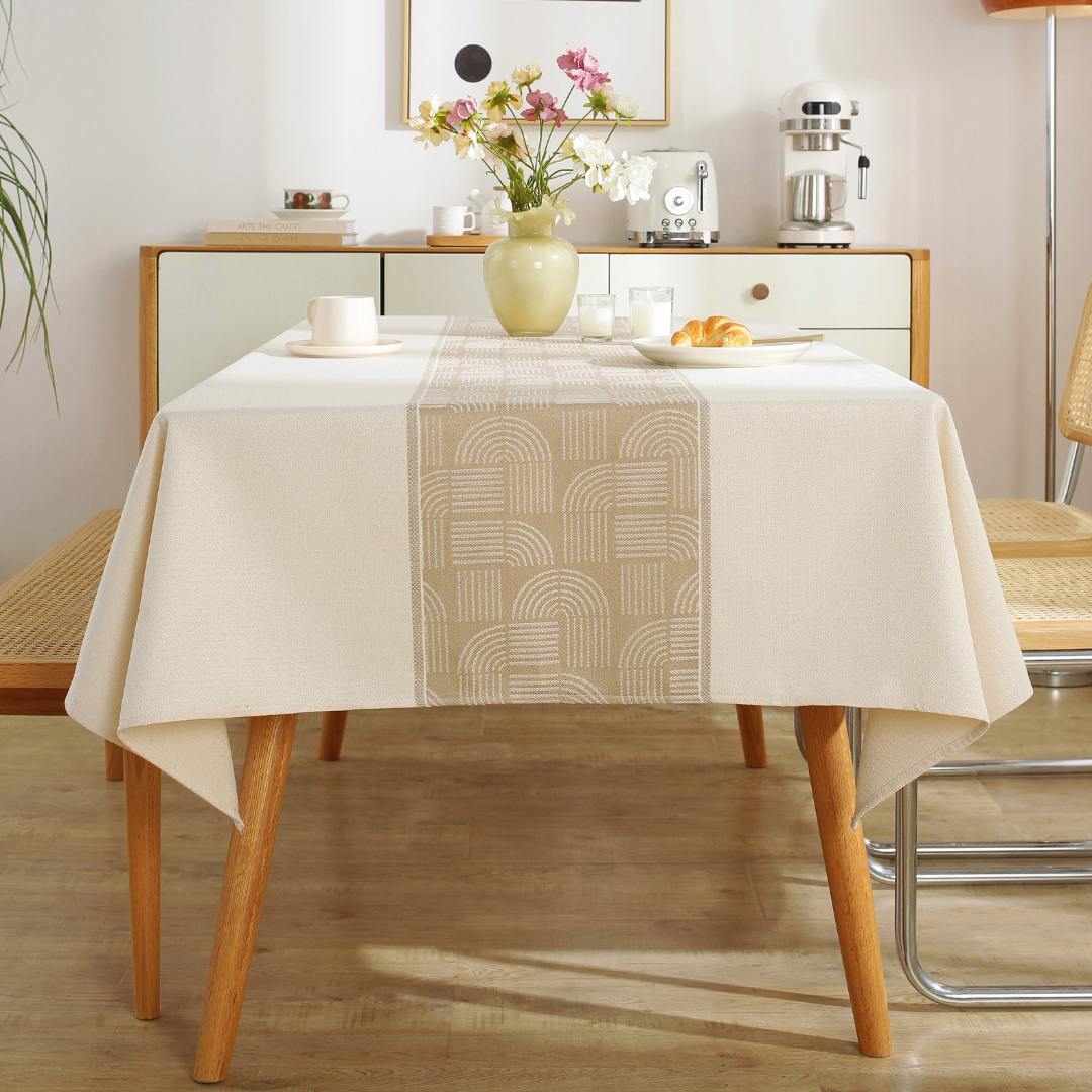 Taven Water Resistant Table Cloth