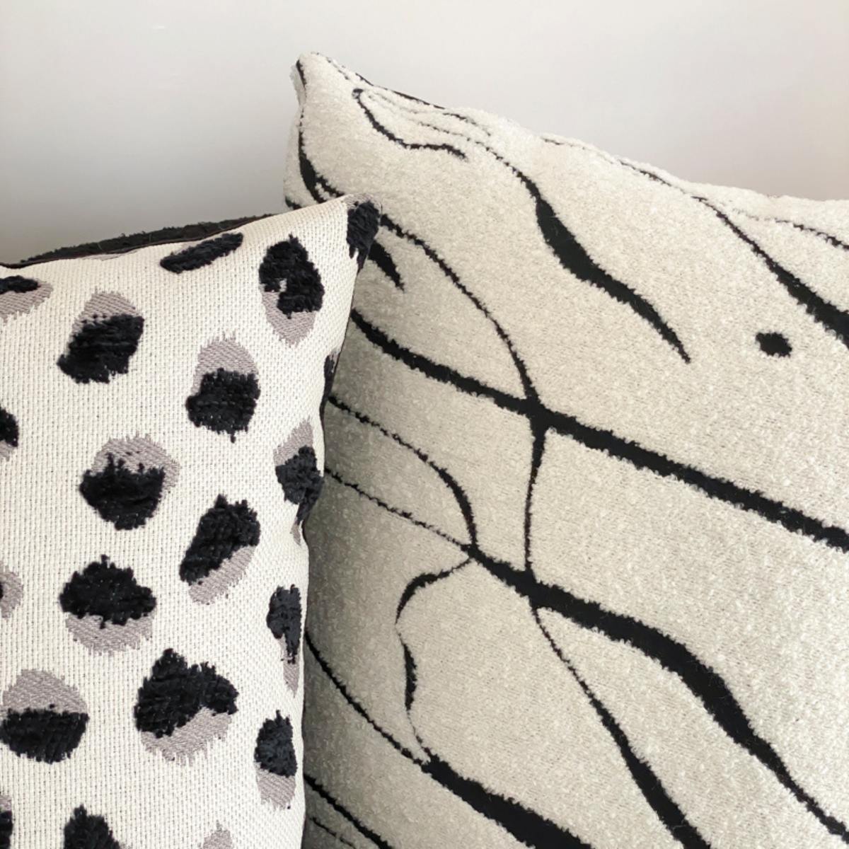 Motonio Cushion Cover