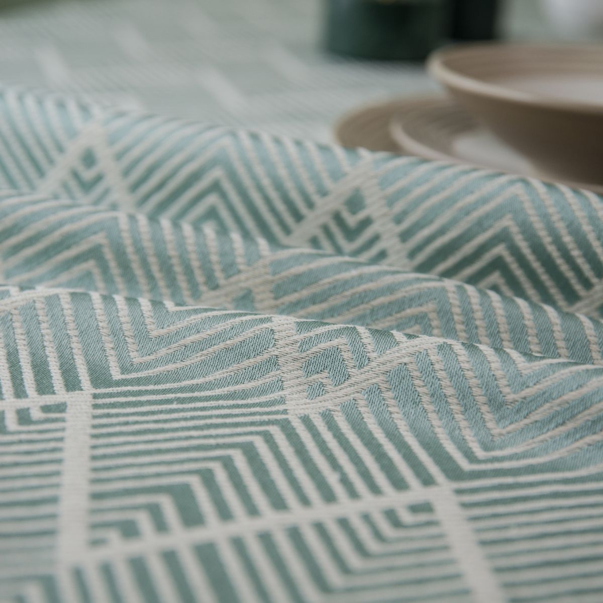 Valeno Green Table Cloth
