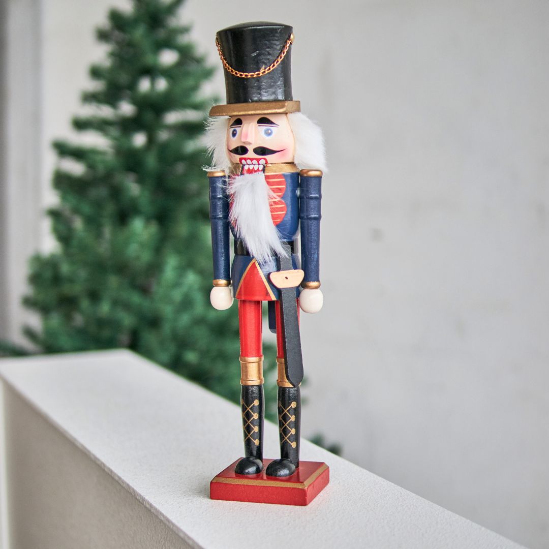 Christmas Wooden Nutcracker Decorative Figurine Design F