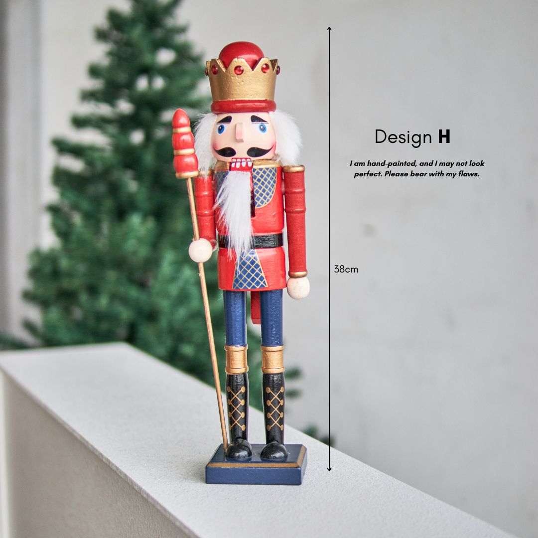 Christmas Wooden Nutcracker Decorative Figurine Design H