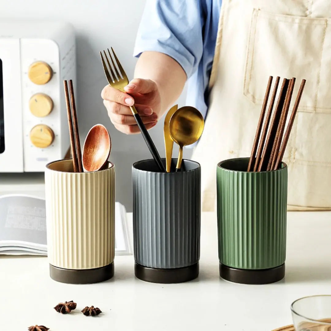 Reui Ceramic Cultery Holder-Speckled Space