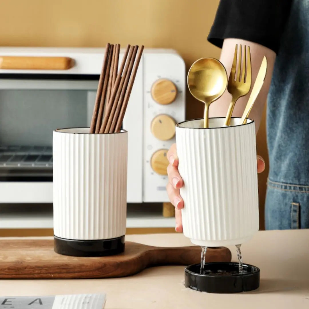 Reui Ceramic Cultery Holder-Speckled Space